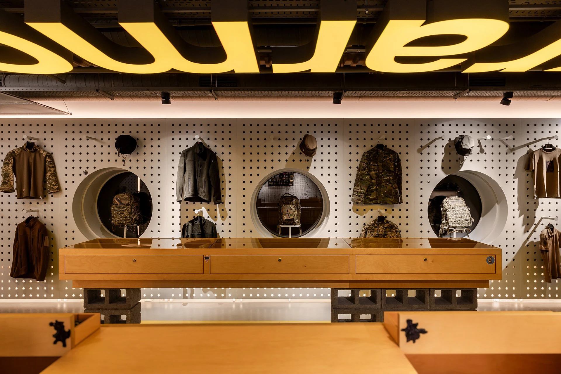 Luxury Retail Fit Out Contractors in Dubai